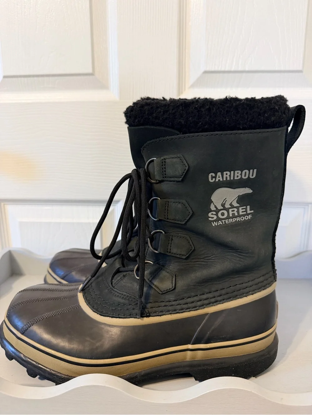 Sorel Men's Black Caribou Insulated Waterproof Winter Boots Size 9.5